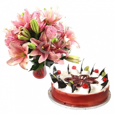 Rose Lily Duo with 4Lbs Cake - PC Hotel
