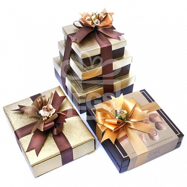 Chocolate Glamour Tower - Lals Chocolates