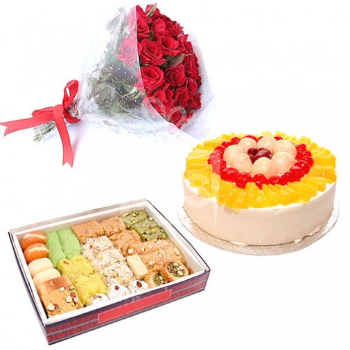 4Lb Cake and Bunch Of Red Roses with 4KG Mithai Tokra