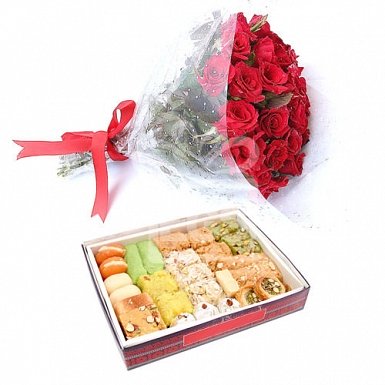 Bunch Of Red Roses - 2KG Mithai