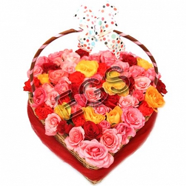 Mix Roses Heart Basket